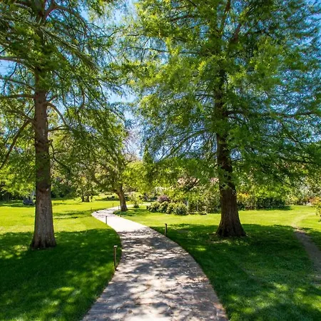 La Bastide Des Salins Hotel 4*