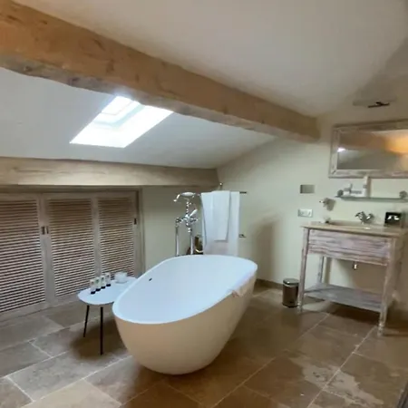 Hotel La Bastide Des Salins