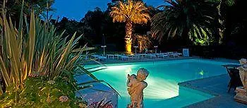 Hotel La Bastide Des Salins 4*