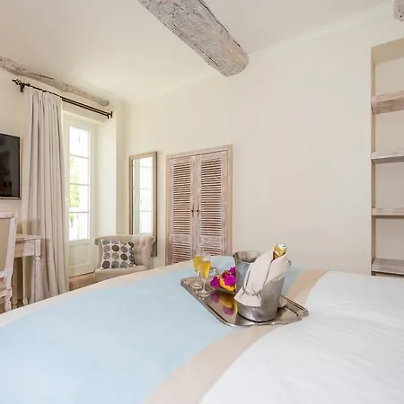 La Bastide Des Salins 4*