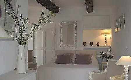 Hotel La Bastide Des Salins