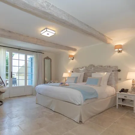 La Bastide Des Salins Hotel 4*